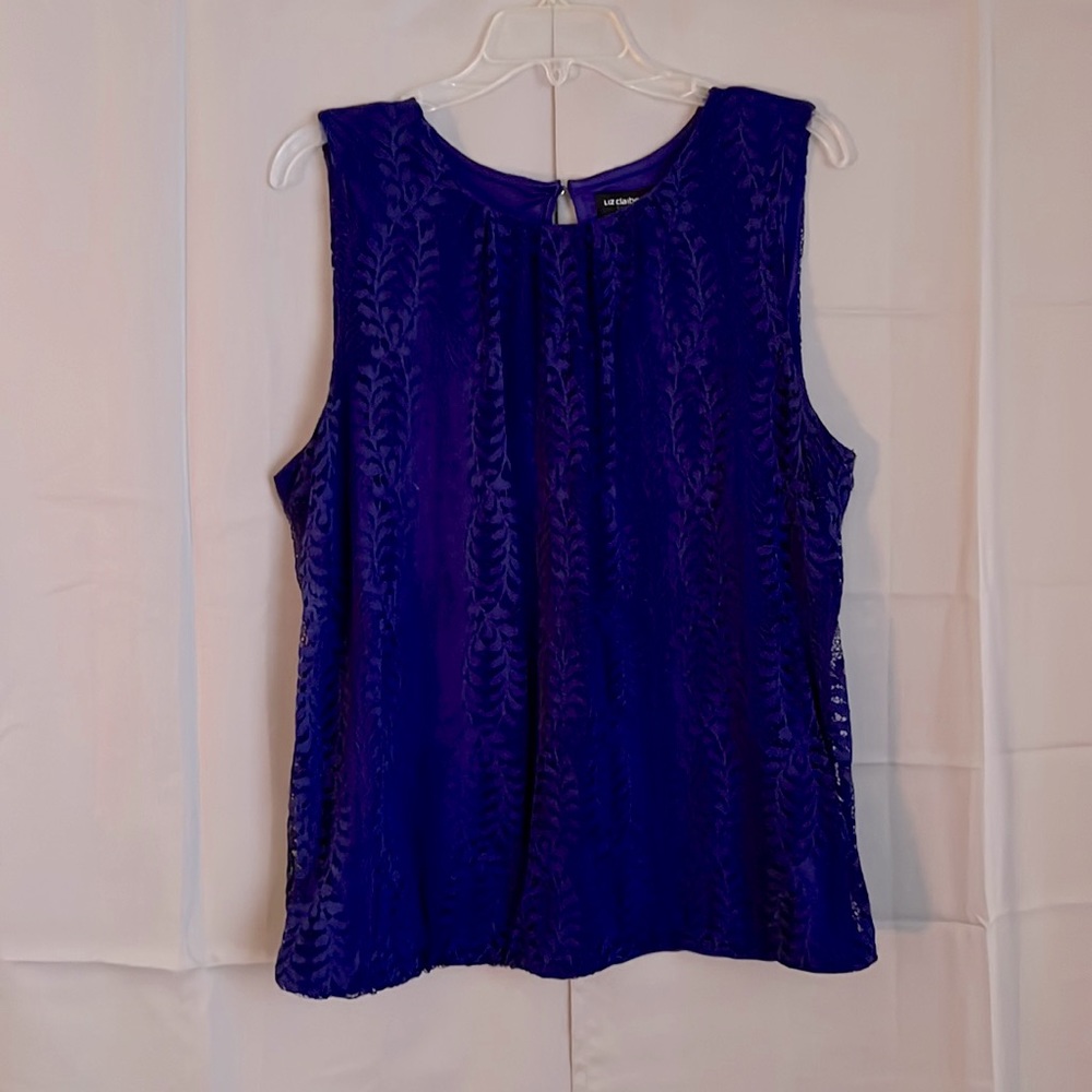 Short sleeve laced shell top